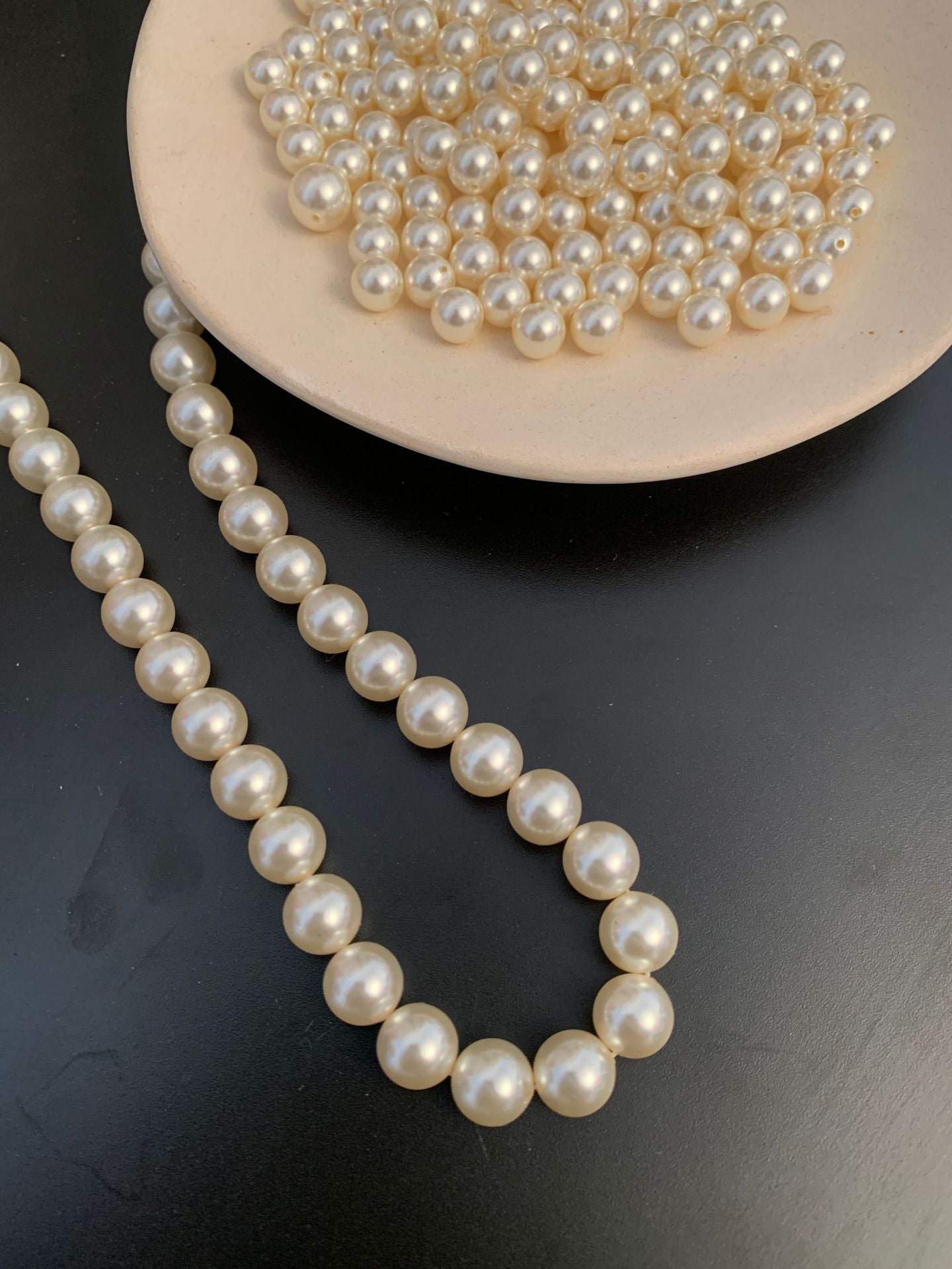 Luxury Pearl Necklace | Unique Design Collarbone Chain for Women
